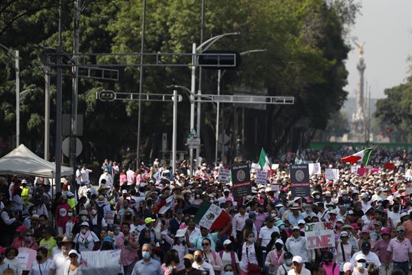 Las claves de la polémica reforma electoral que desata protestas en México