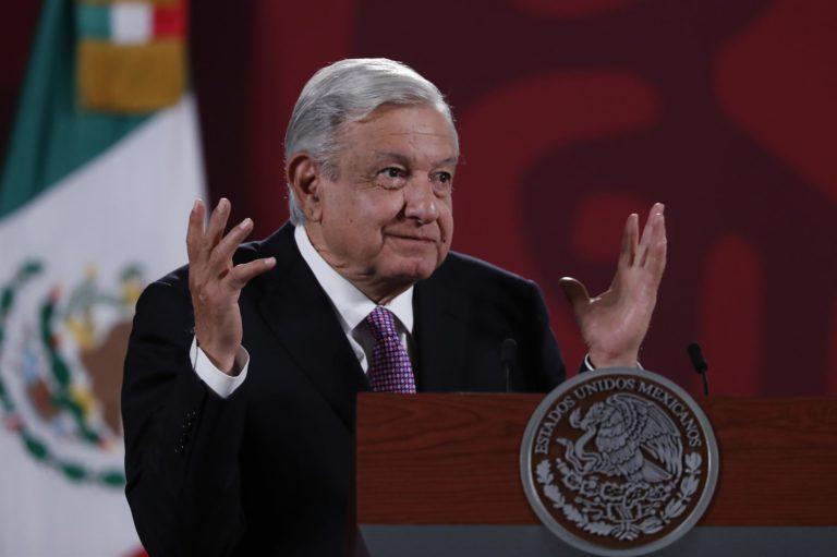 AMLO no considera “grave” el brote de gripe aviar en México