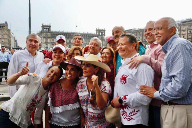 Al menos 10 mil hidalguenses “marcharon” con AMLO