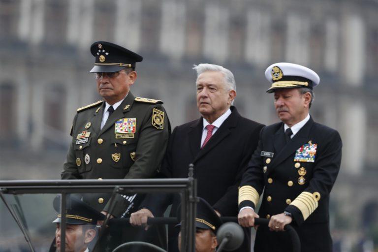 López Obrador enaltece a Fuerzas Armadas en desfile militar por la Revolución López Obrador enaltece a Fuerzas Armadas en desfile militar por la Revolución