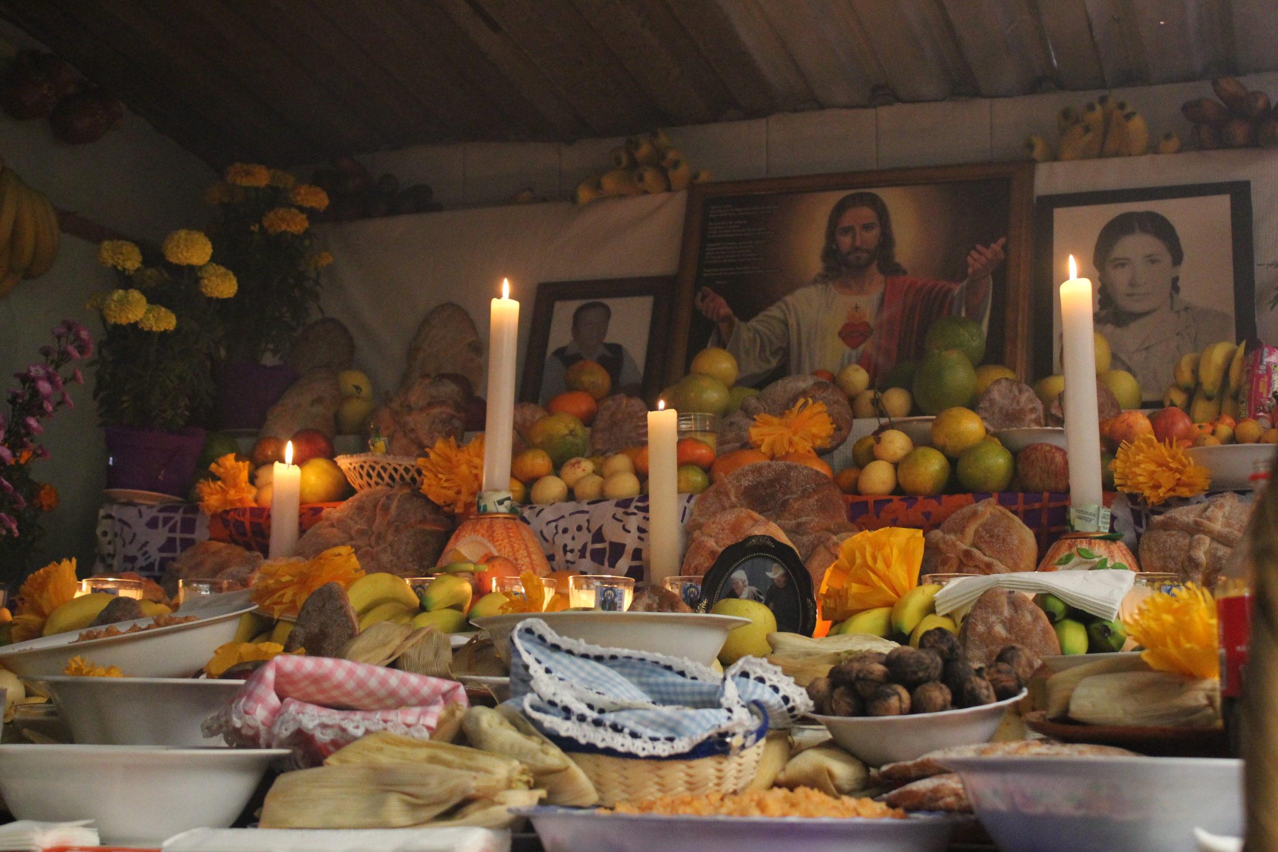 Los elementos que no deben faltar en un altar 