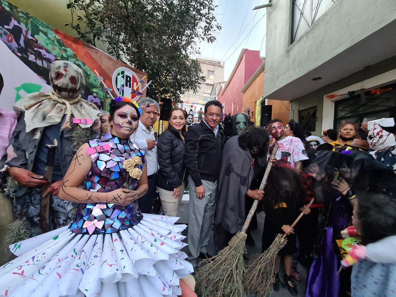 Benjamín Rico organizó el evento “Disfrazando al barrio”