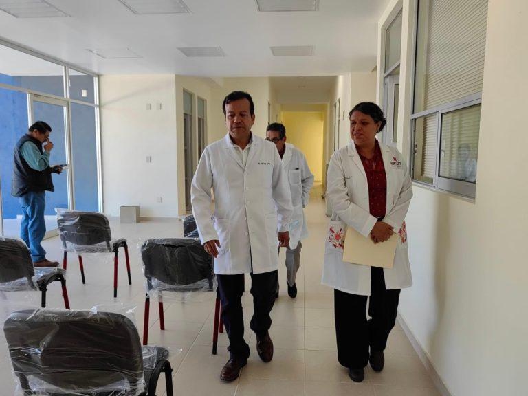 Continúan recorridos por hospitales 