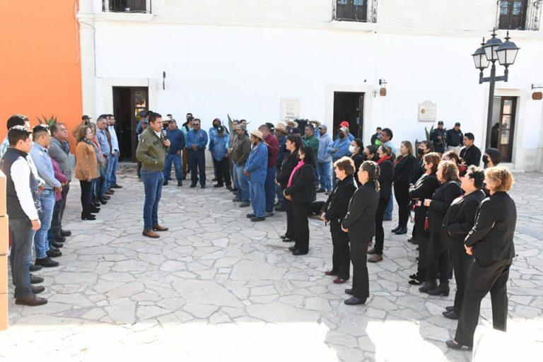 Personal sindicalizado recibe su dotación de uniformes Personal sindicalizado recibe su dotación de uniformes