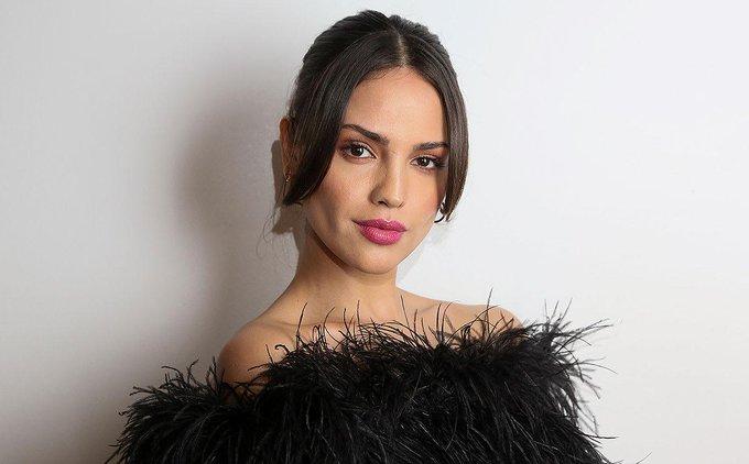 Eiza González le arrebató una ilusión a Natalia Téllez Eiza González le arrebató una ilusión a Natalia Téllez