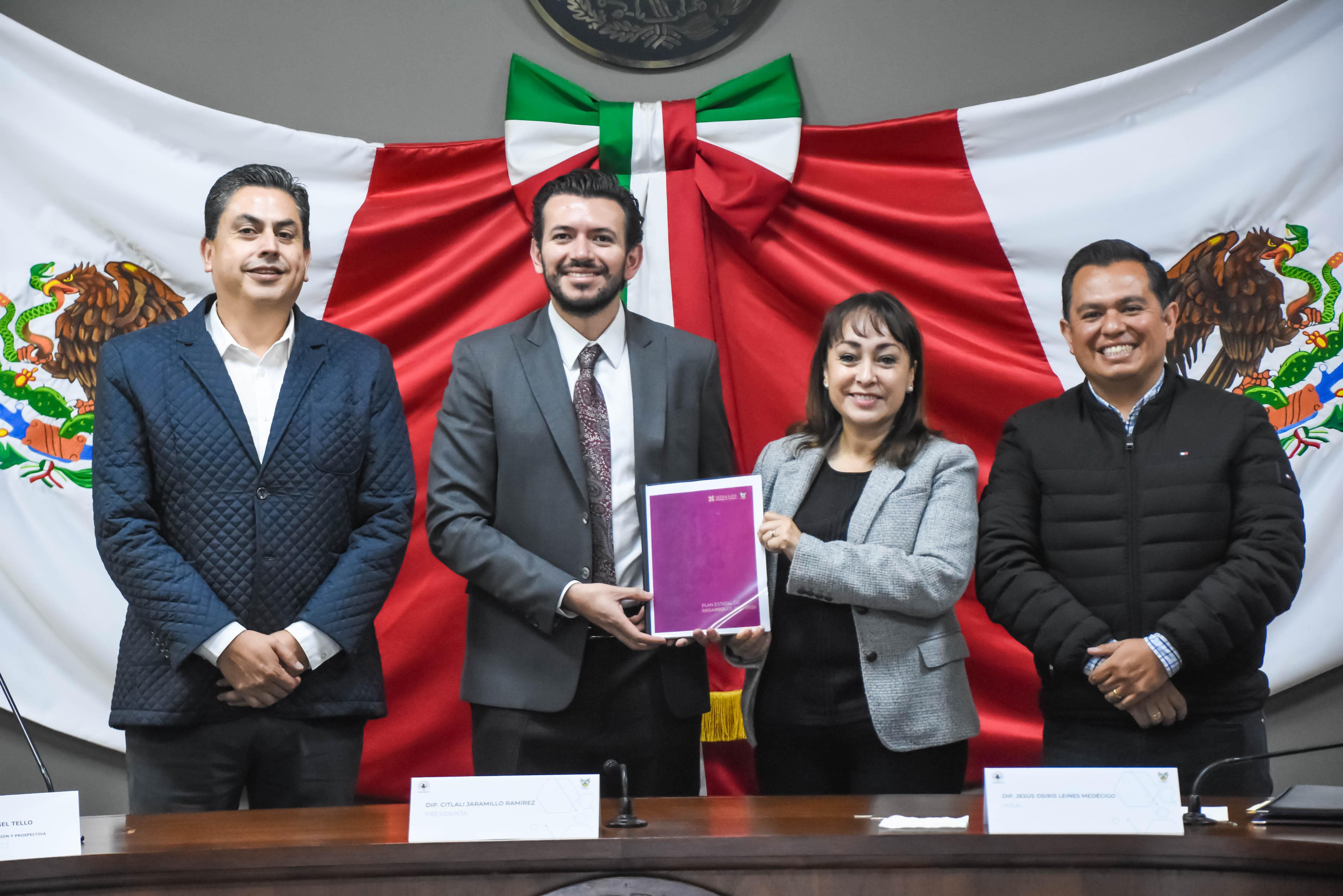 Presentan Plan Estatal de Desarrollo en Comisión de Planeación