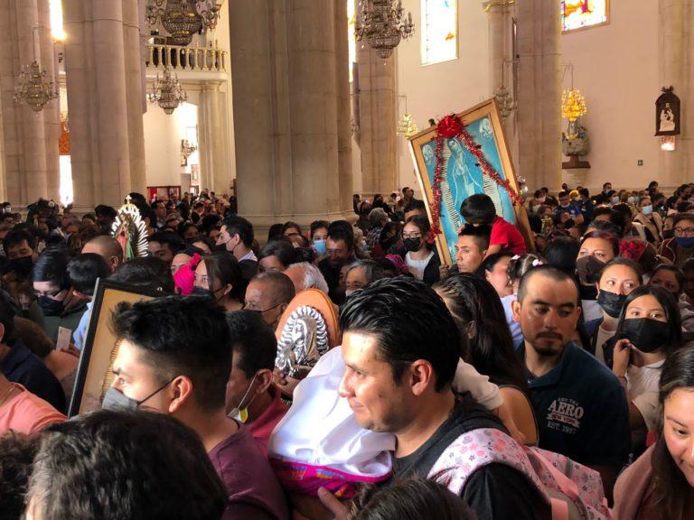 Con fe y esperanza regresan miles de guadalupanos a La Villita