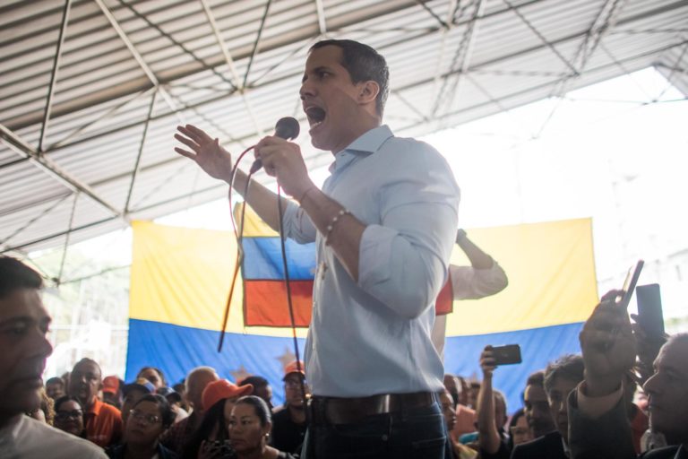 A un paso de eliminar “Gobierno interino” de Guaidó A un paso de eliminar “Gobierno interino” de Guaidó