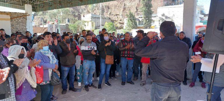 Ratifican a Samuel Cruz como dirigente del tradicional tianguis