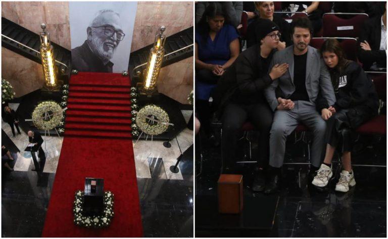 Diego Luna despide en Bellas Artes al escenógrafo Alejandro Luna Diego Luna despide en Bellas Artes al escenógrafo Alejandro Luna