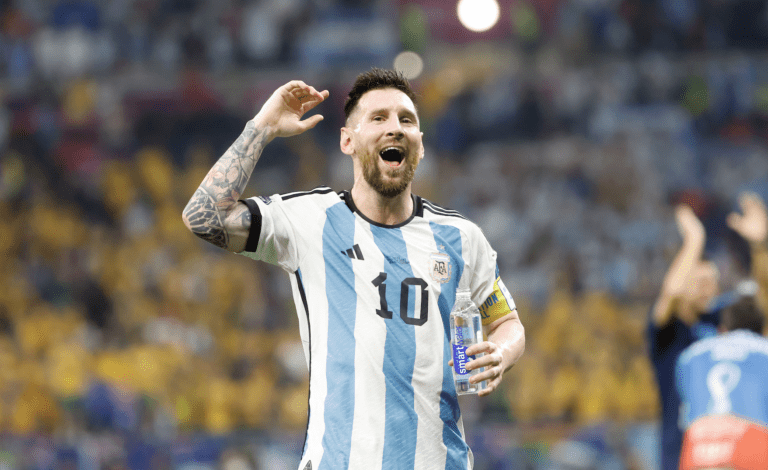 Messi enmarca su partido mil con clasificación a Cuartos de Final Messi enmarca su partido mil con clasificación a Cuartos de Final