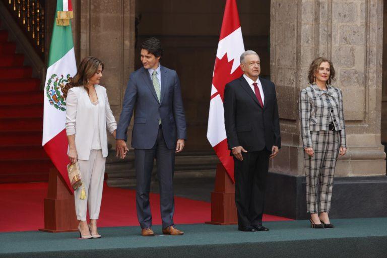 AMLO recibe a Trudeau en Palacio Nacional para reunión bilateral AMLO recibe a Trudeau en Palacio Nacional para reunión bilateral