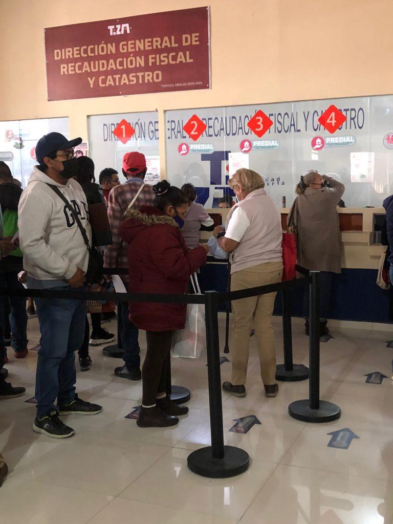 Habitantes tardan hasta 3 horas para pagar el predial