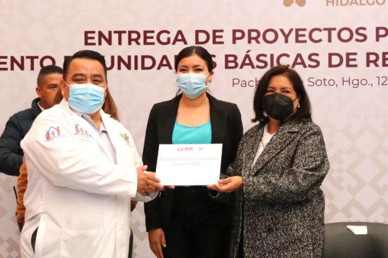Edda Vite entrega Proyectos Productivos a grupos prioritarios 