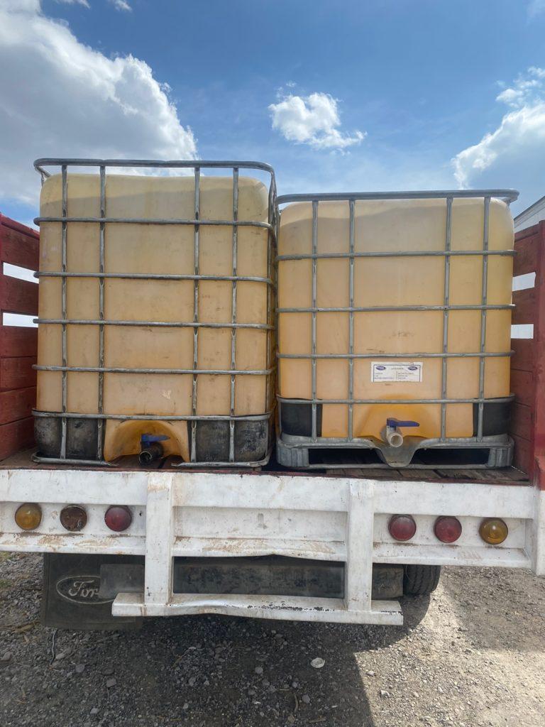 Detienen a una mujer y aseguran 2 mil litros de combustible Detienen a una mujer y aseguran 2 mil litros de combustible
