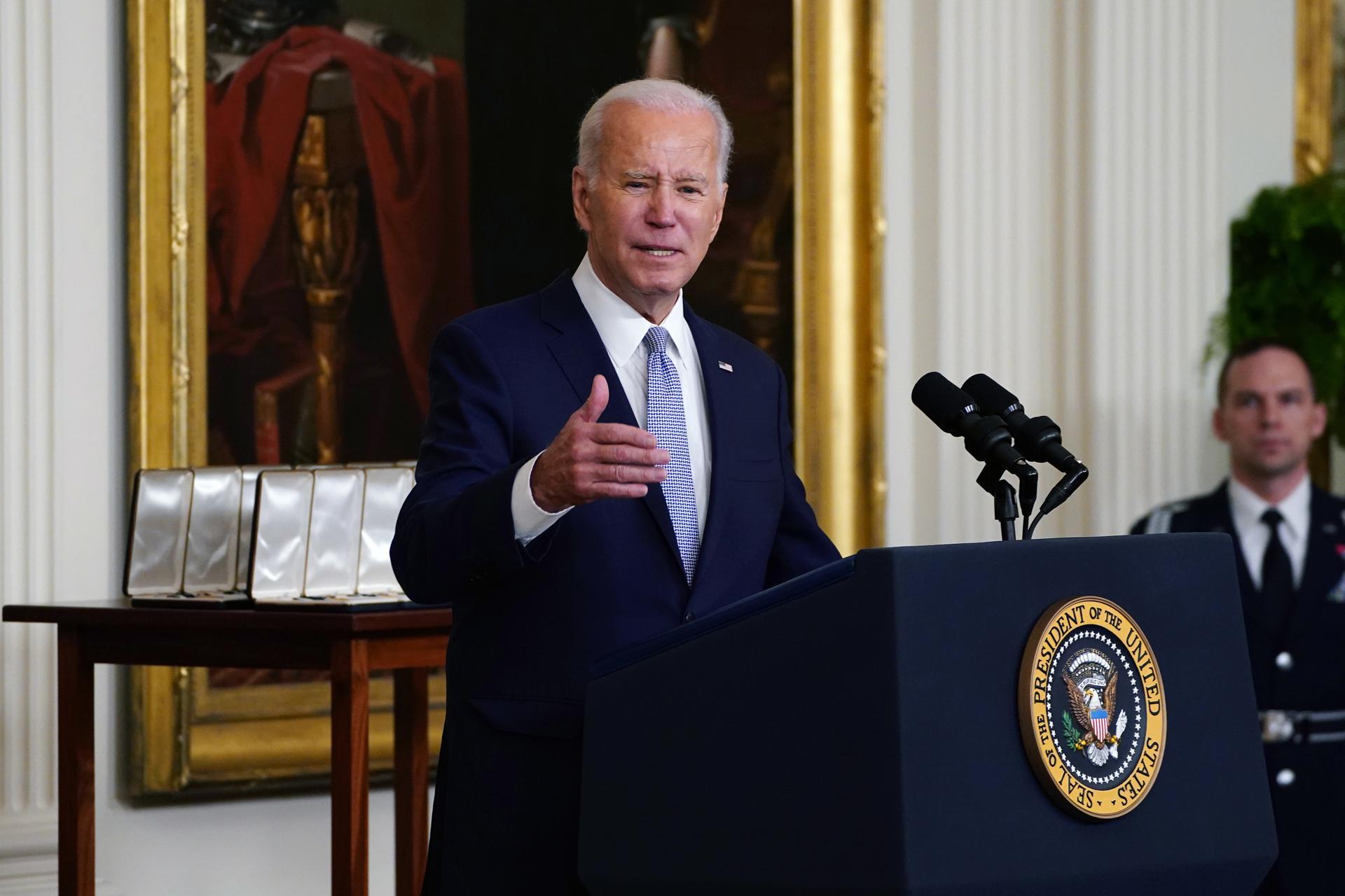 Biden recuerda a Luther King en un “momento crítico” para E.U.