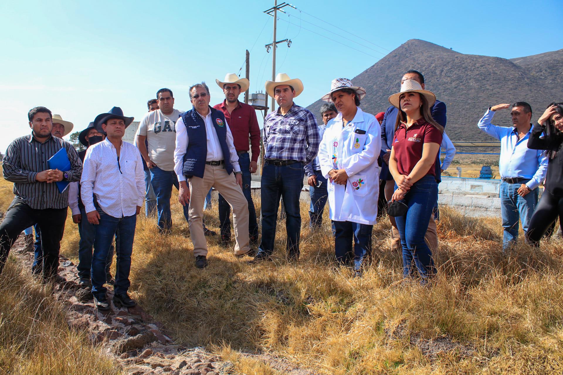 Autoridades recorrieron pozos y manantiales