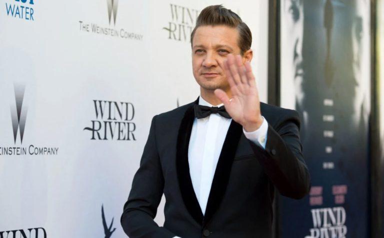 Captan rescate aéreo del actor Jeremy Renner