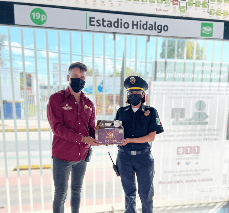 El Tuzobús, con botiquín de primeros auxilios El Tuzobús, con botiquín de primeros auxilios