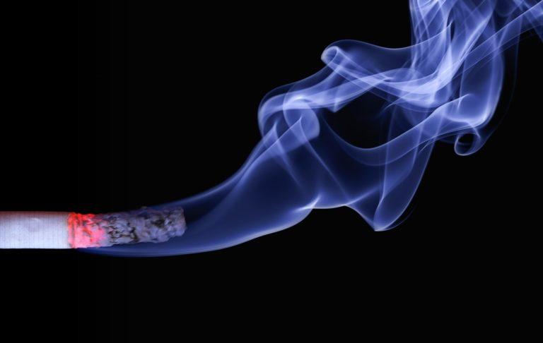 Prohibido exhibir cigarros en comercios a partir del domingo Prohibido exhibir cigarros en comercios a partir del domingo