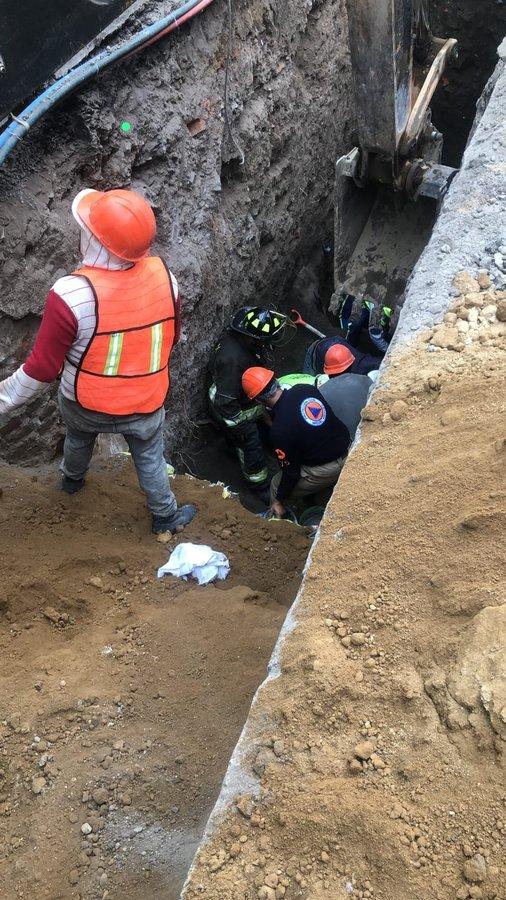 Reportan derrumbe en obra en CDMX; habría al menos un muerto