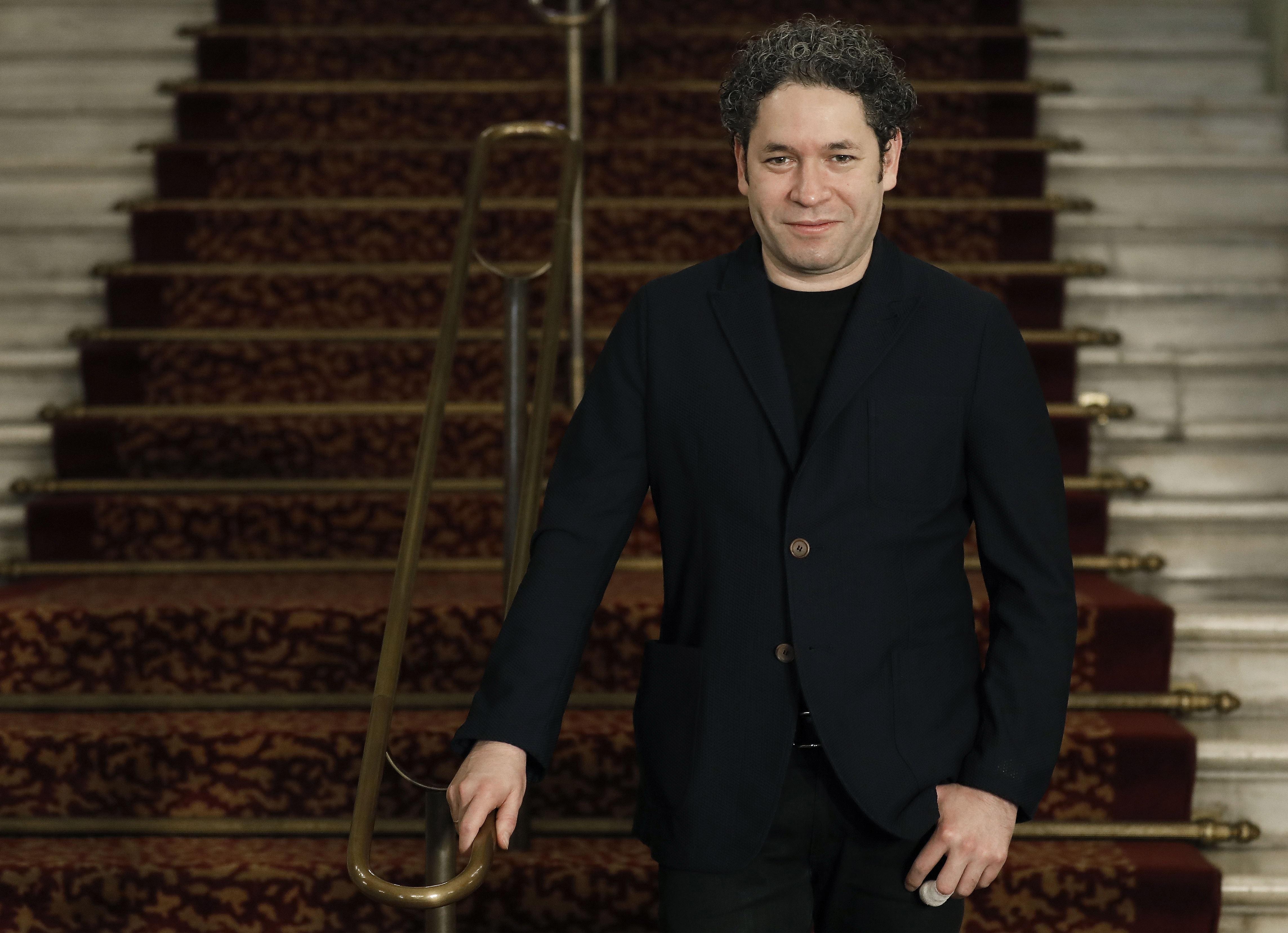Dudamel dirigirá la Filarmónica de Nueva York a partir de 2026 Dudamel dirigirá la Filarmónica de Nueva York a partir de 2026