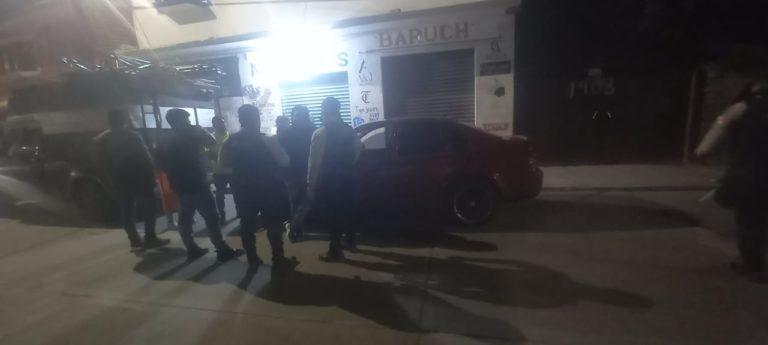 Agreden a sujeto con arma punzo cortante Agreden a sujeto con arma punzo cortante