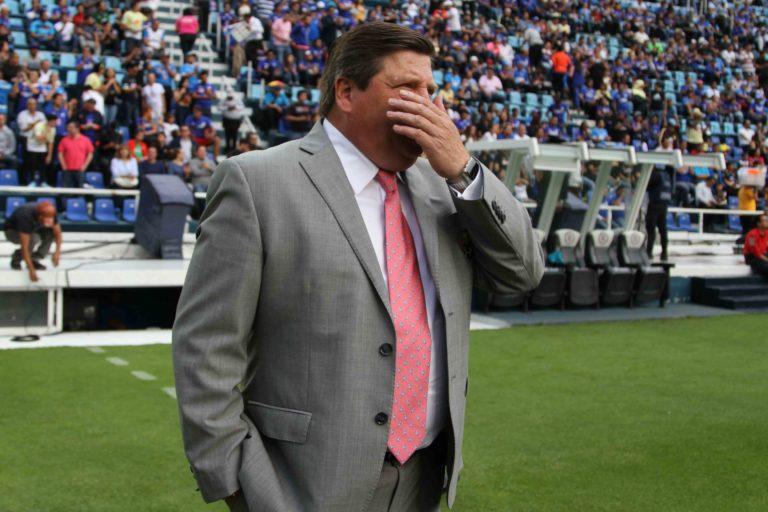 El “Piojo” Herrera debuta con Xolos visitando a Chivas El “Piojo” Herrera debuta con Xolos visitando a Chivas