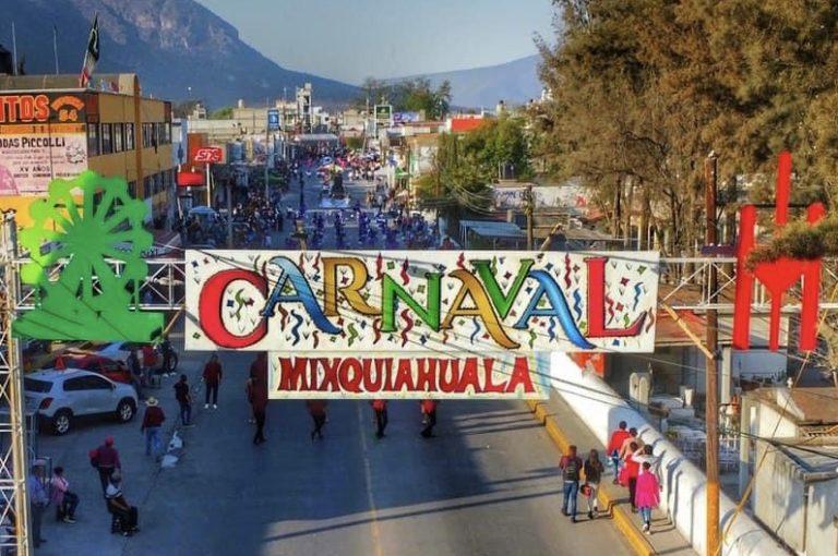 Molesta cobro de 50 pesos en juegos mecánicos en carnaval de Mixquiahuala 