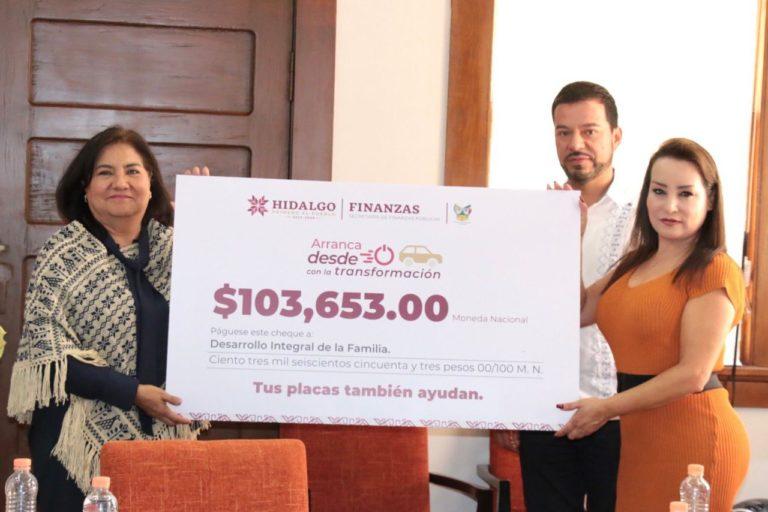 RECIBE DIFH UN DONATIVO POR MÁS 103 MIL PESOS 
