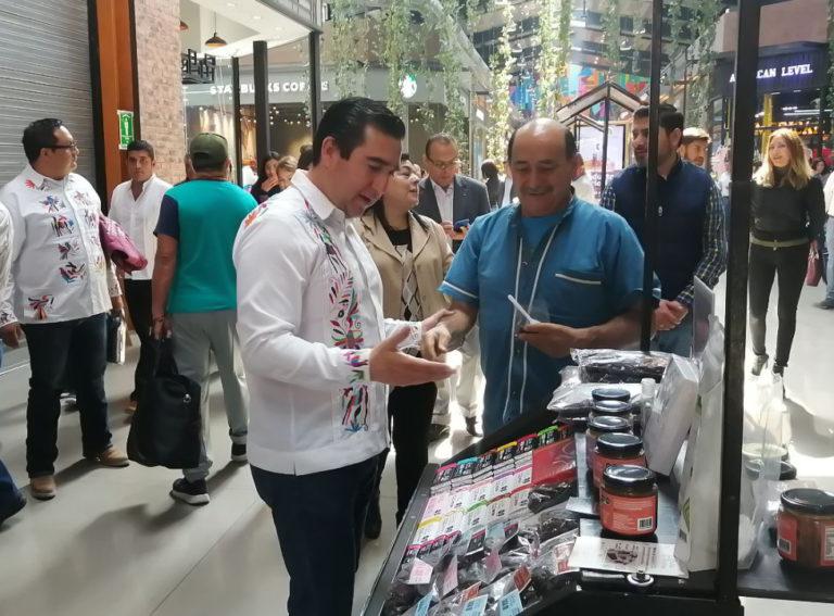 Otorgan asesorías de conciliación a trabajadores indígenas