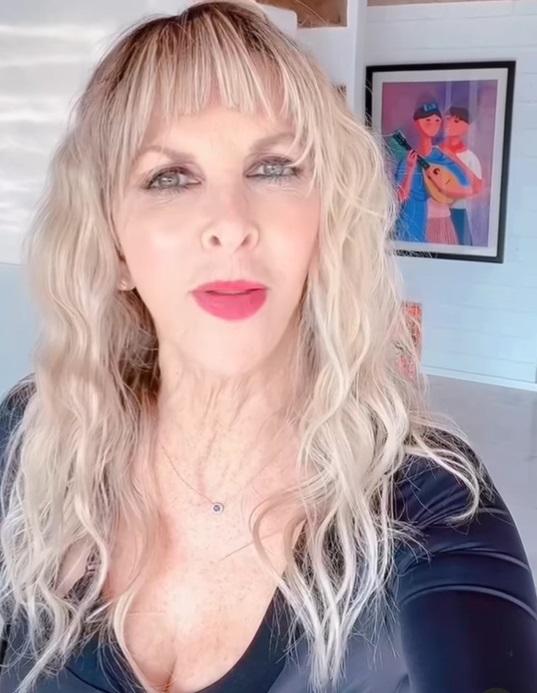 Shanik Berman da su apoyo a Ana María Alvarado