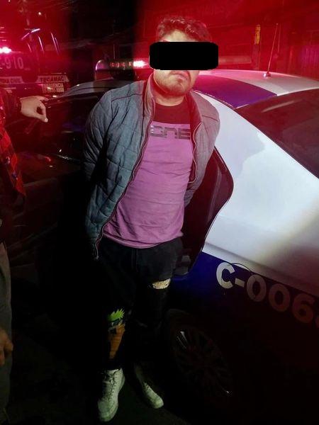 Sujeto que portaba armas, fue detenido 