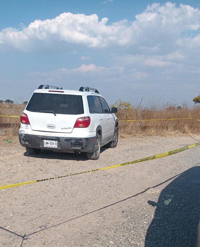 Violencia sin freno, dejan camioneta con cuatro cadáveres maniatados Violencia sin freno, dejan camioneta con cuatro cadáveres maniatados