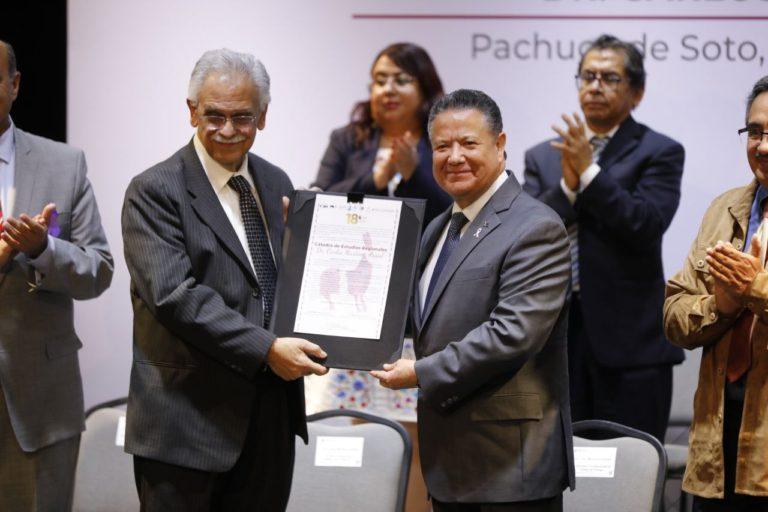 Instalan la Cátedra Carlos Martínez Assad