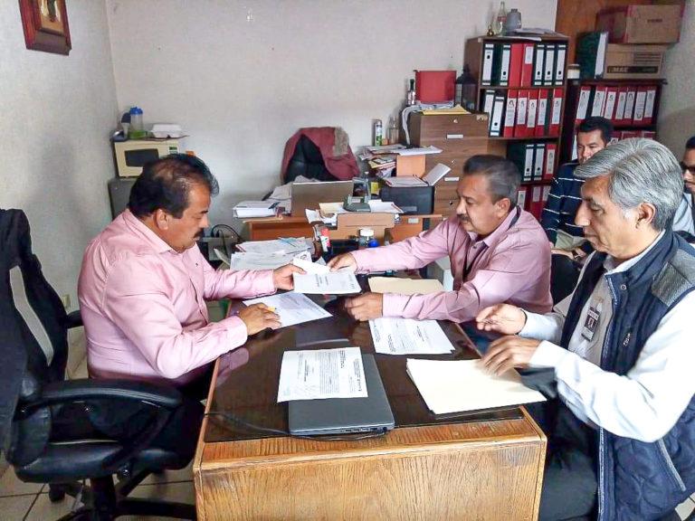 Entregan actas de cierre de auditorías a 7 municipios