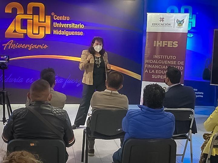 Apoyan a personas para iniciar, continuar o concluir sus estudios de nivel superior