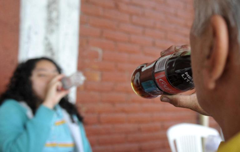 Un estudio revela los impactos del consumo de bebidas azucaradas Un estudio revela los impactos del consumo de bebidas azucaradas