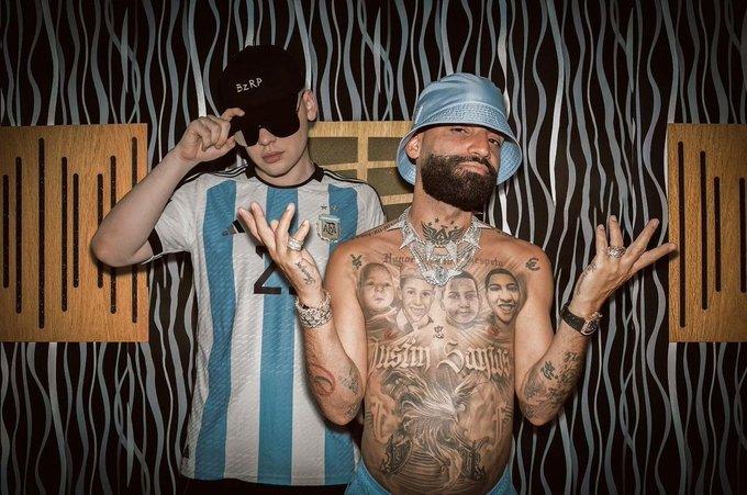 Bizarrap y Arcángel estrenan canción y mencionan a Shakira y Piqué Bizarrap y Arcángel estrenan canción y mencionan a Shakira y Piqué