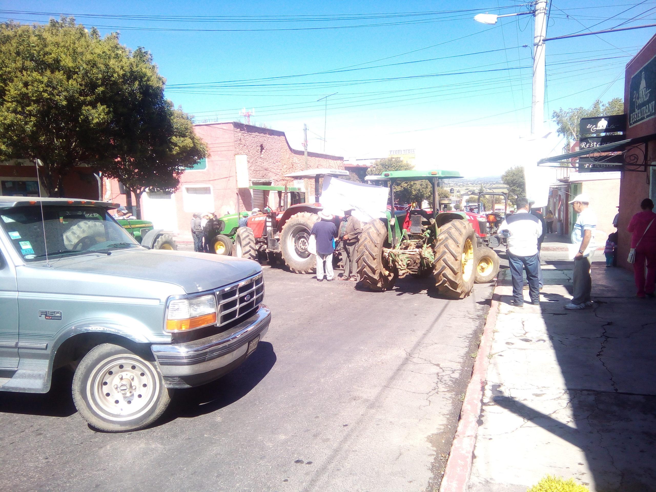 <strong>Cebaderos quieren fuera a gobierno del estado</strong>