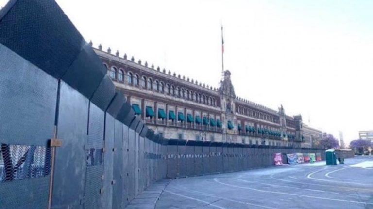 Cubren con vallas edificios, museos y monumentos de CDMX Cubren con vallas edificios, museos y monumentos de CDMX