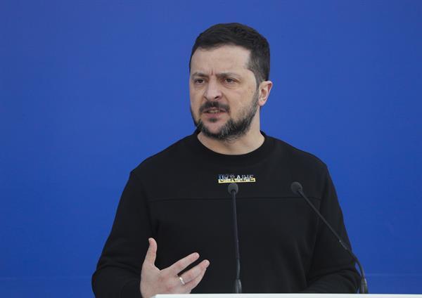 Zelenski le pide a México apoyar la fórmula ucraniana para la paz Zelenski le pide a México apoyar la fórmula ucraniana para la paz