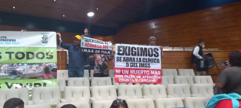 Exigen apertura de clínica del IMSS cerrada por inundación en Tula Exigen apertura de clínica del IMSS cerrada por inundación en Tula