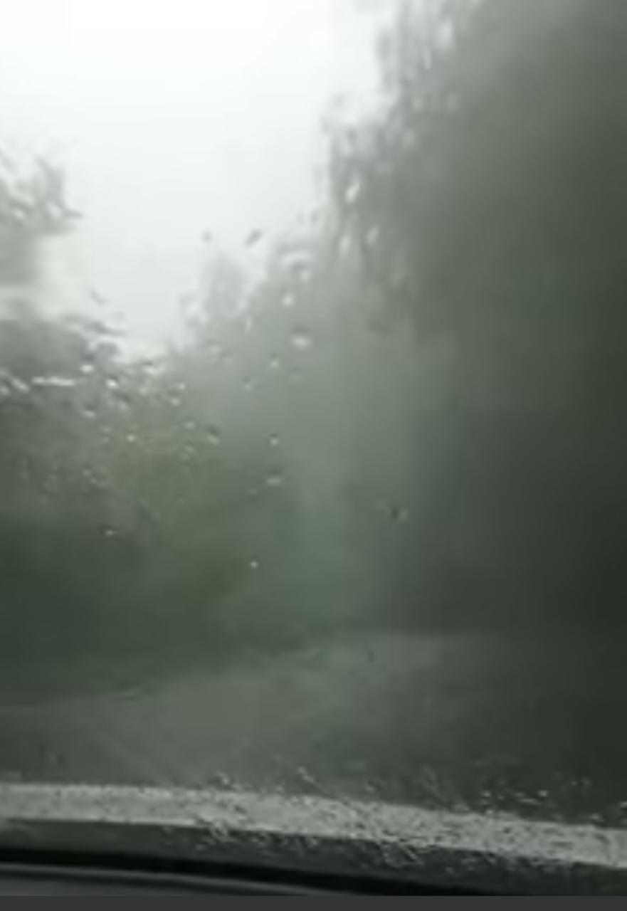 Lluvia y granizo se registra en Tlanchinol