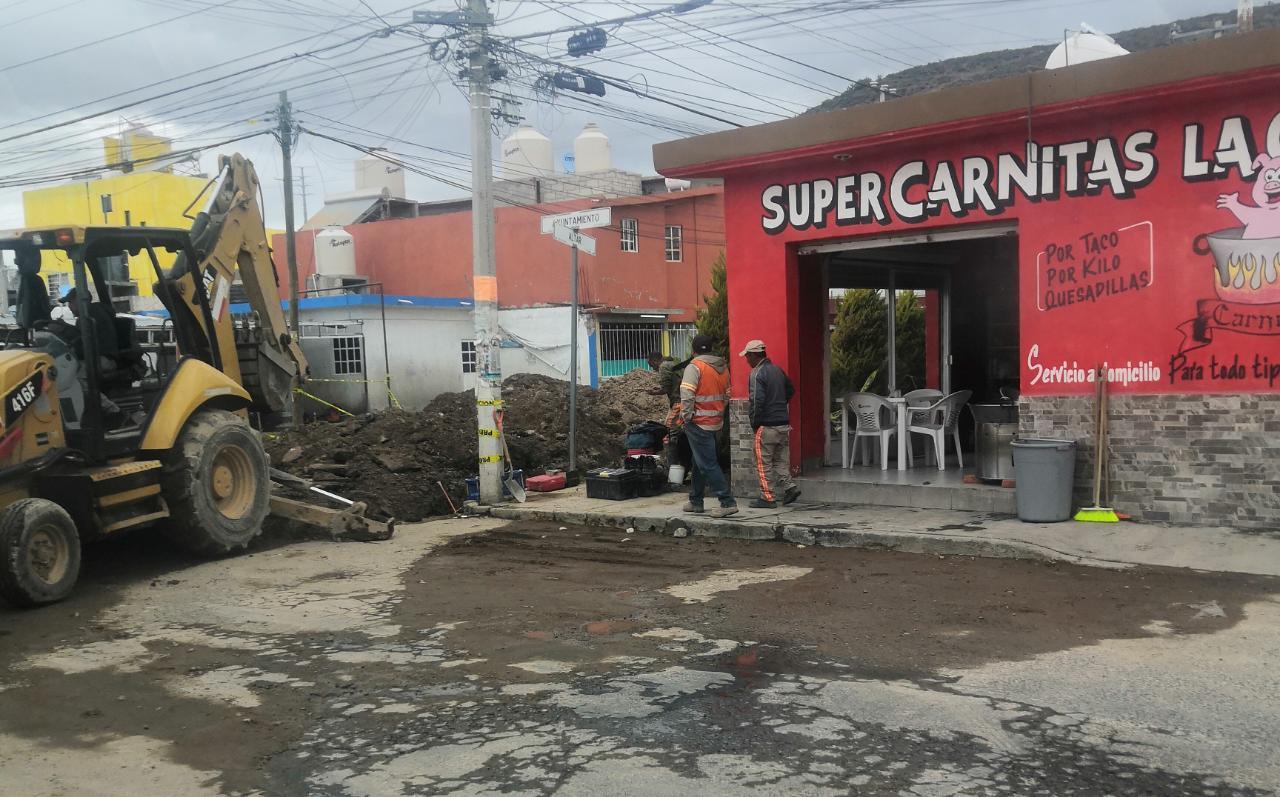 Caasim repara fuga de agua en Colosio