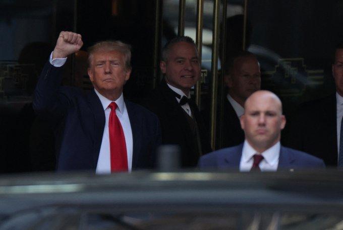 Donald Trump se declara “no culpable” de los 34 cargos en su contra Donald Trump se declara “no culpable” de los 34 cargos en su contra