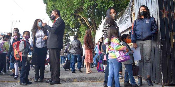 Este lunes regresan a clases tras Semana Santa 2023