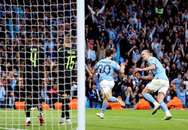 2-0. Bernardo arrolla al descanso a un desaparecido Real Madrid
