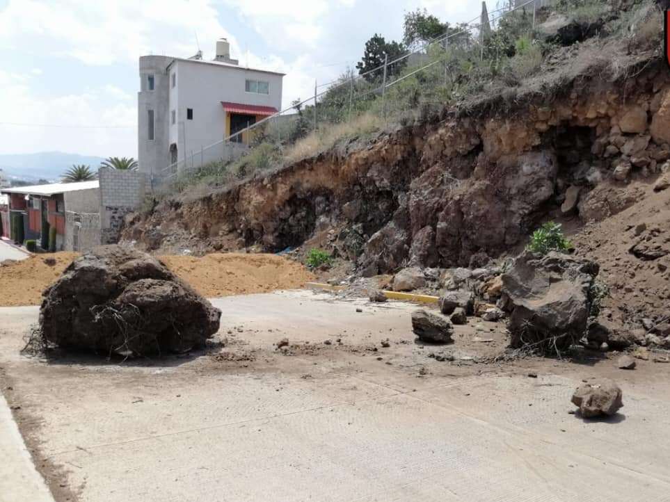 Por desprendimiento de roca, mantendrán vigilancia en San Isidro