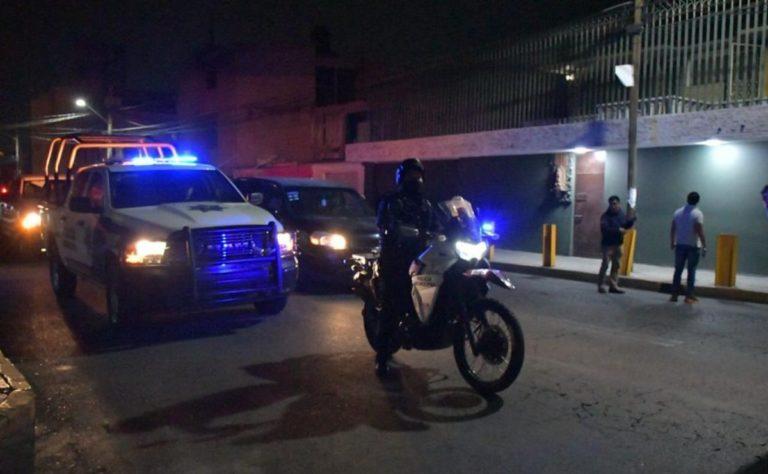 Ex policía frustra levantón de su hijo, pero resulta herido Ex policía frustra levantón de su hijo, pero resulta herido